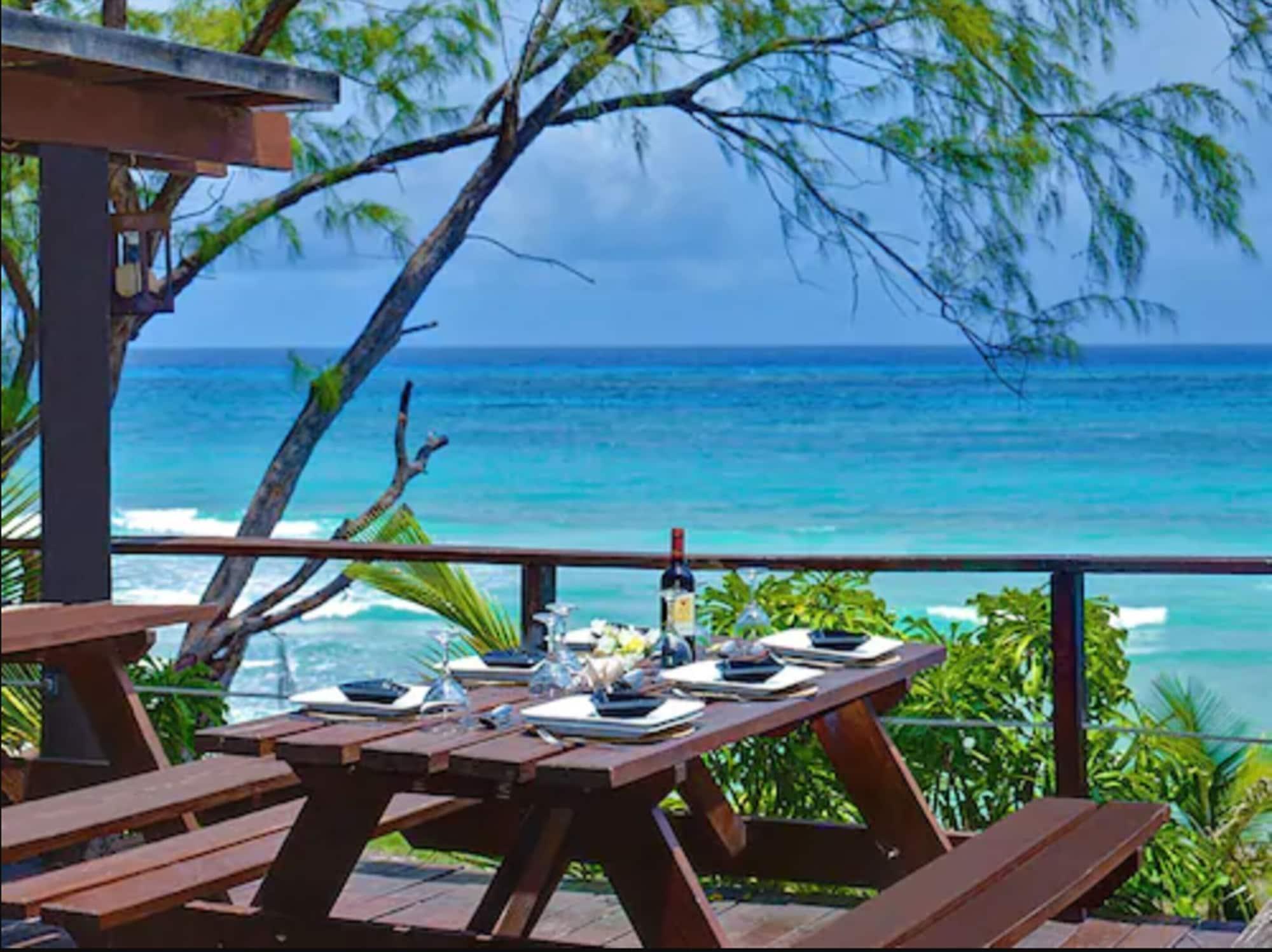 Moonraker Beach Hotel Крайст-Черч Экстерьер фото